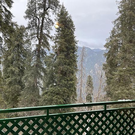 Umda Hotel Montana Nathia Gali Екстер'єр фото